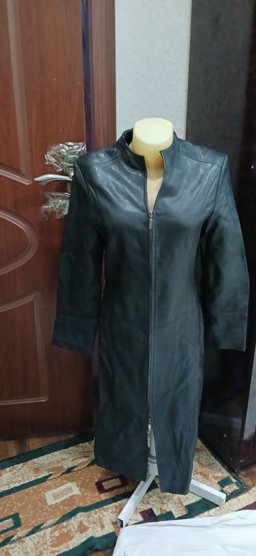 Продам кожаные кардиган для девушек и женщины