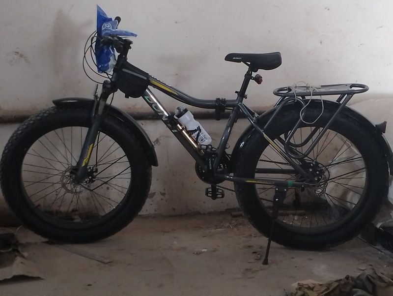 Velosiped satiladi Velosiped satiladi