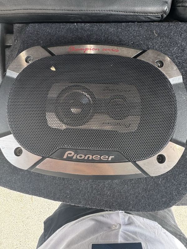 Pioneer champion 550 w