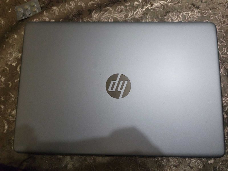 Ноутбук HP Laptop 15