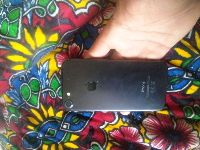 iphone 7 xama joyi Radnoy simkarta ochmayapti iphone 7 xama joyi Radnoy simkarta ochmayapti