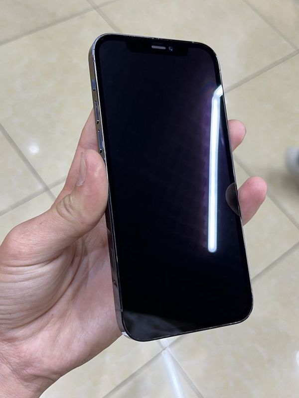 iphone 12pro holati idyal 330$ iphone 12pro holati idyal 330$