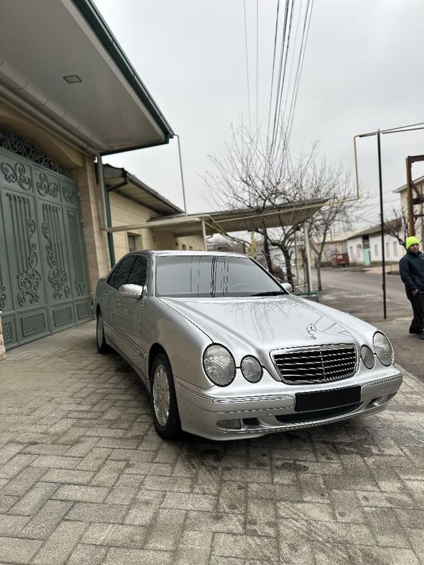 Mersedes Benz w210 e 200