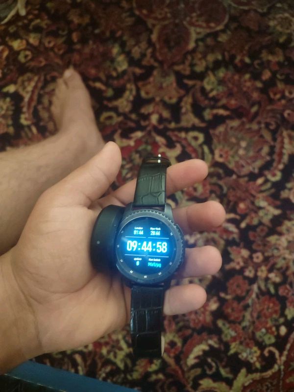 Samsung Giar s3 Ayvach Samsung Giar s3 Ayvach