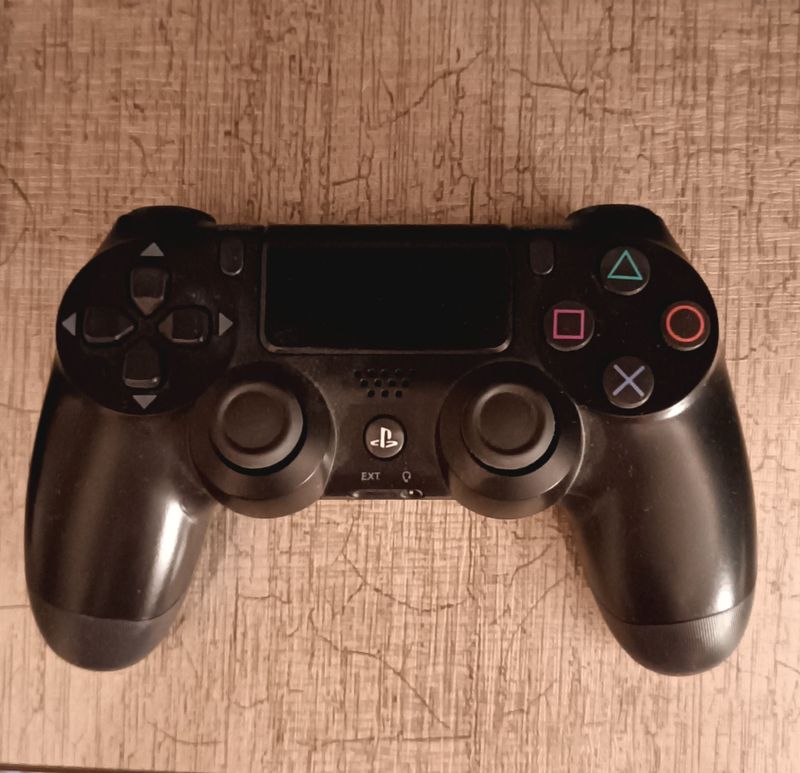 Джойстик, геймпад Playstation 4 Джойстик, геймпад Playstation 4