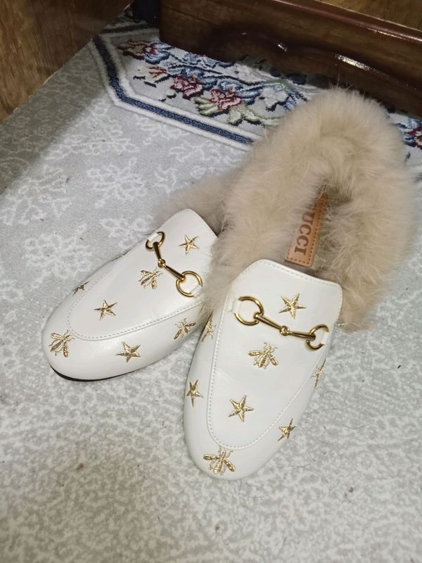 poyabzal poyabzal