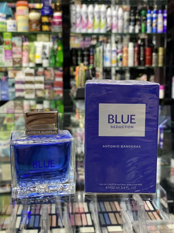 Antonio Banderas Bluee Antonio Banderas Bluee