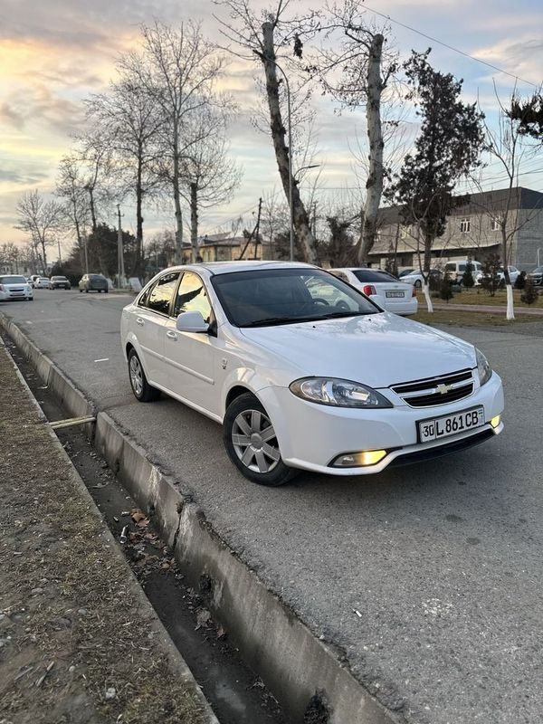 Chevrolet Gentra 2015