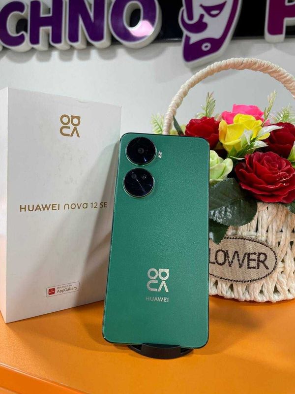 Телефон Huawei 12SE