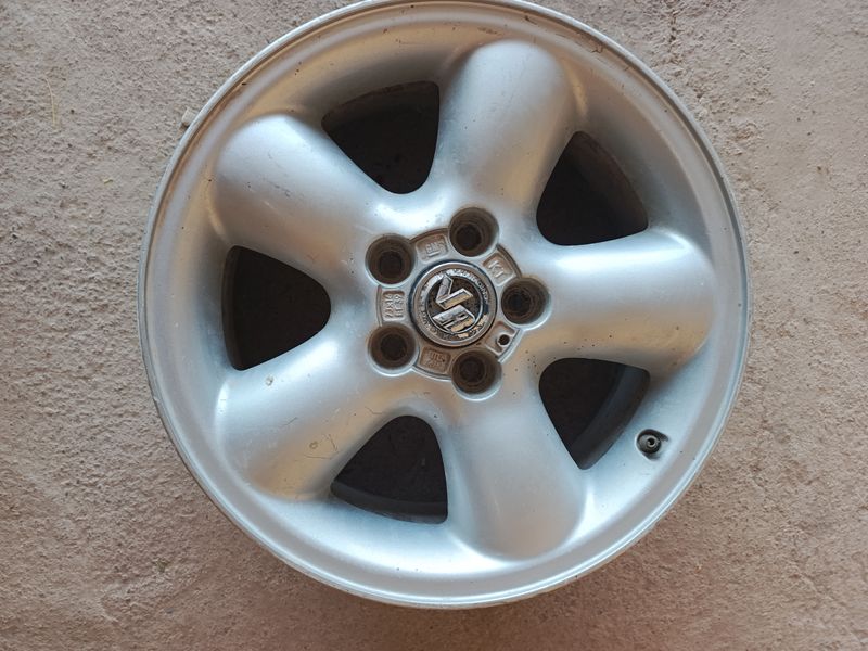 saka diska sotiladi NIVA 4X4