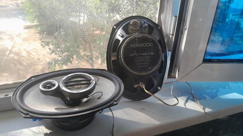 Kenwood 718 320watt
