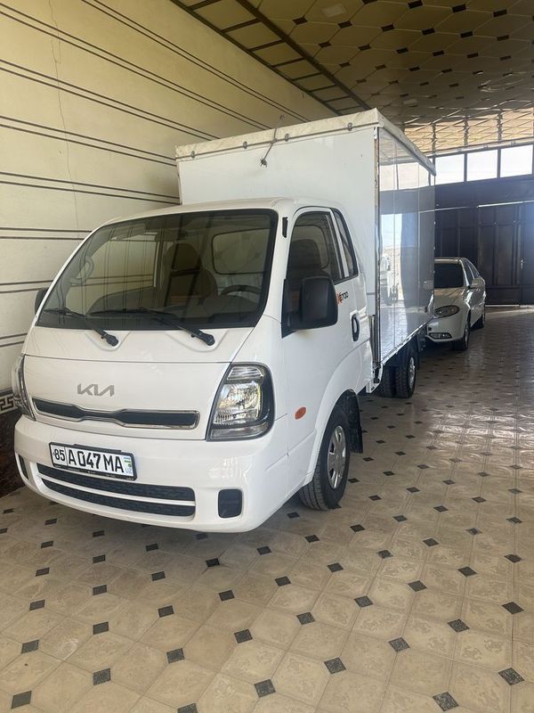 Kia Bongo super cab sotiladi Kia Bongo super cab sotiladi