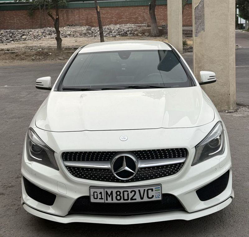 Mercrdes benz CLA 200 Mercrdes benz CLA 200