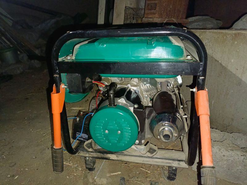 dvijok sotiladi  9.500 kv xolati Yangi