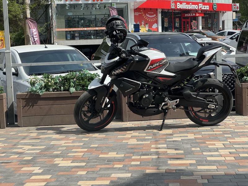 Продаю CF Moto 450 NK Продаю CF Moto 450 NK