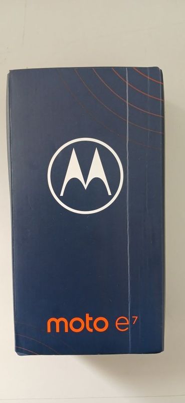 Продаётся новая Motorola срочно недорого