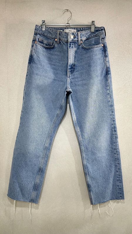 Джинсы MANGO размер 36 Джинсы MANGO размер 36