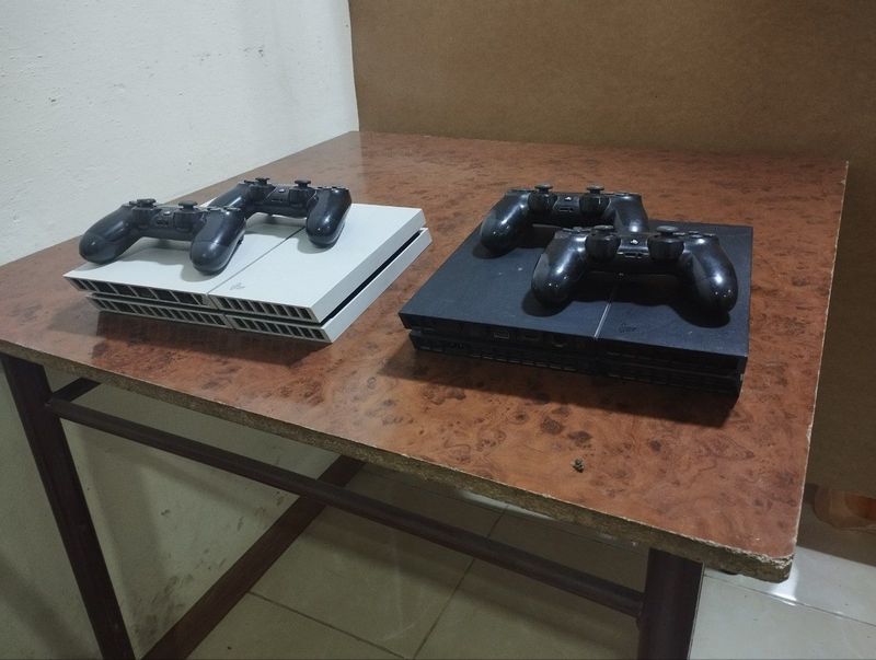 Придётся "PlayStation 4" 2 комплекта