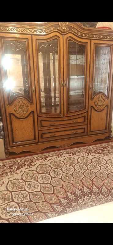 Sotiladi SIFATI A'LO 500$
