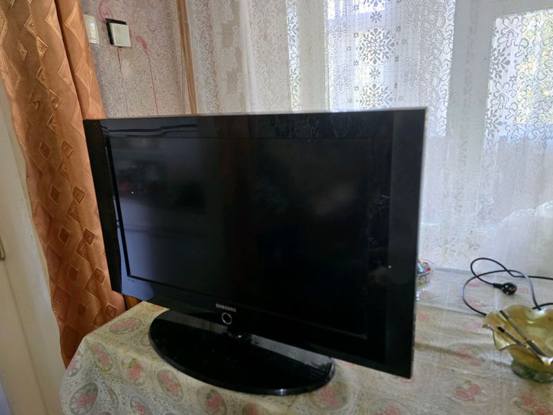 Samsung le32a330j1n