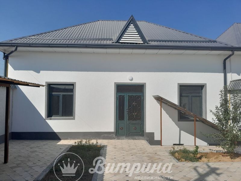 Продаётся 2 сот.4 комнаты,100м2 (Салар) Продаётся 2 сот.4 комнаты,100м2 (Салар)