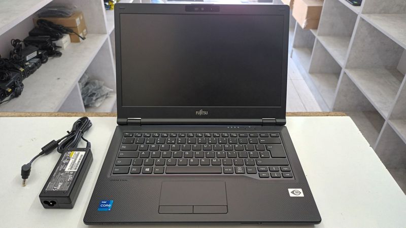 Ноутбук Fujitsu core i7 Ноутбук Fujitsu core i7