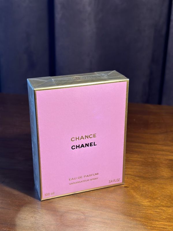 Продам Парфюмерия Chanel Chance, 100ml, Eau de Parfum.