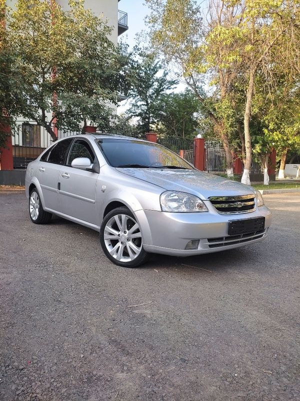 Lacetti 2013 yil 1.6 Avtomat Lacetti 2013 yil 1.6 Avtomat