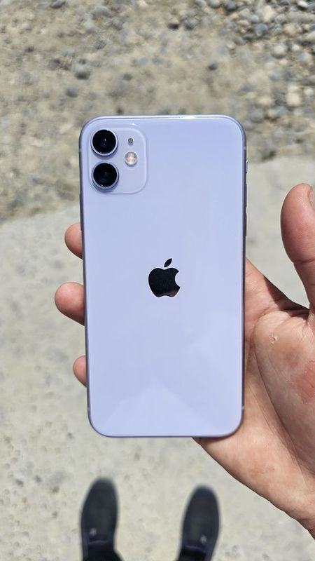 Iphone 11 LLA. Iphone 11 LLA.