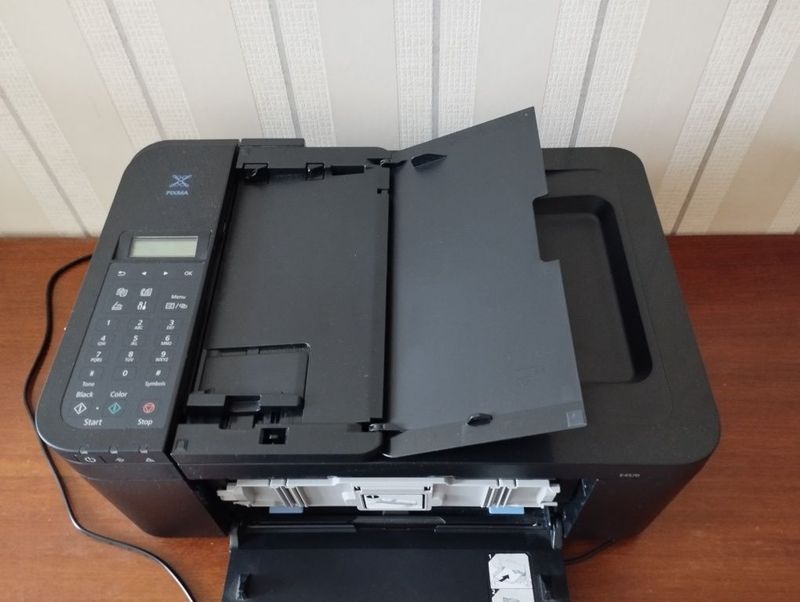 Принтер стурный цветной Canon Pixma E4570 Принтер стурный цветной Canon Pixma E4570