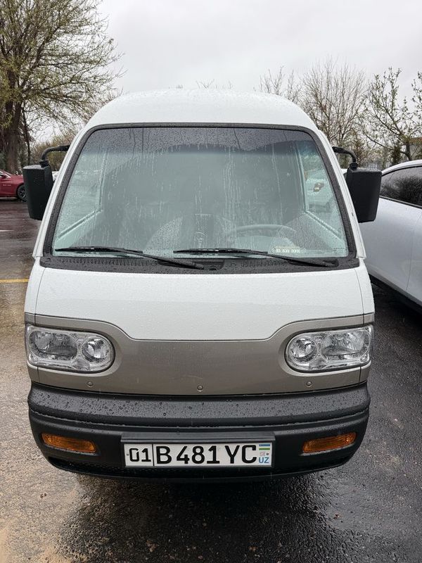 Damas Van 2025 srochno sotilad Damas Van 2025 srochno sotilad