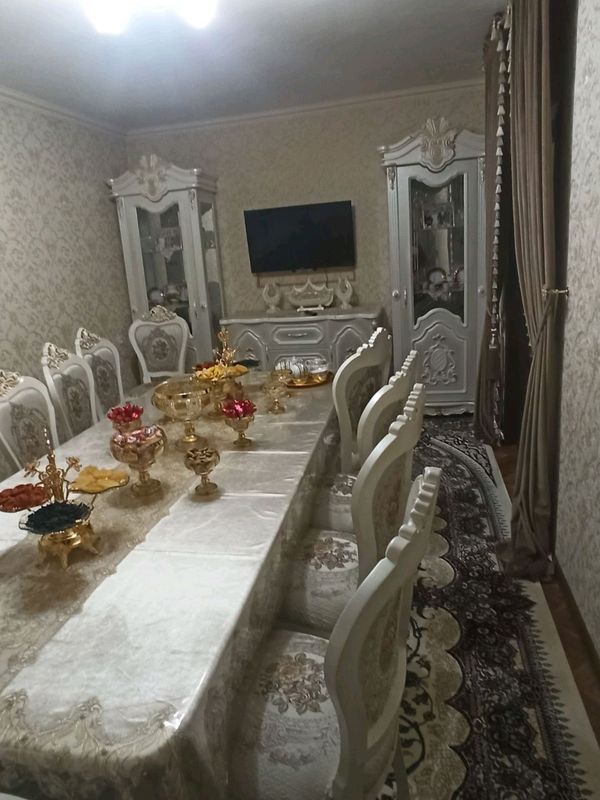 Продам Пенал комод и стол стулья