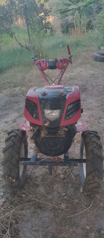 Traktor matabulok 15 ta otkuci olinganiga 1,5 yil buldi. Traktor matabulok 15 ta otkuci olinganiga 1,5 yil buldi.
