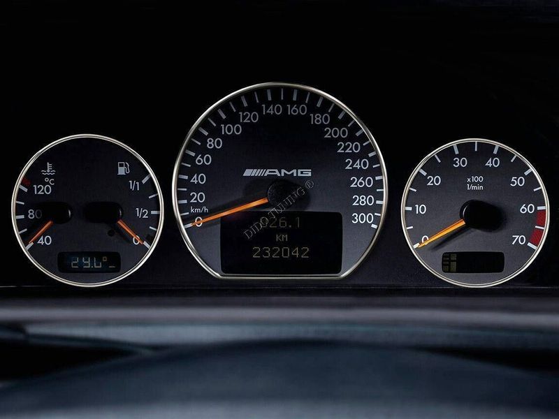 Хромированные кольца в панель Mercedes-Benz W210, W124, W140 Хромированные кольца в панель Mercedes-Benz W210, W124, W140