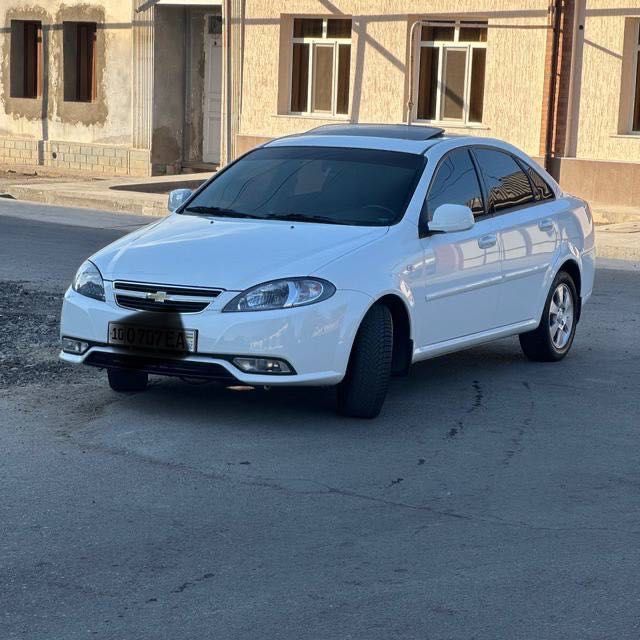 Jentra avtomat. stael Jentra avtomat. stael