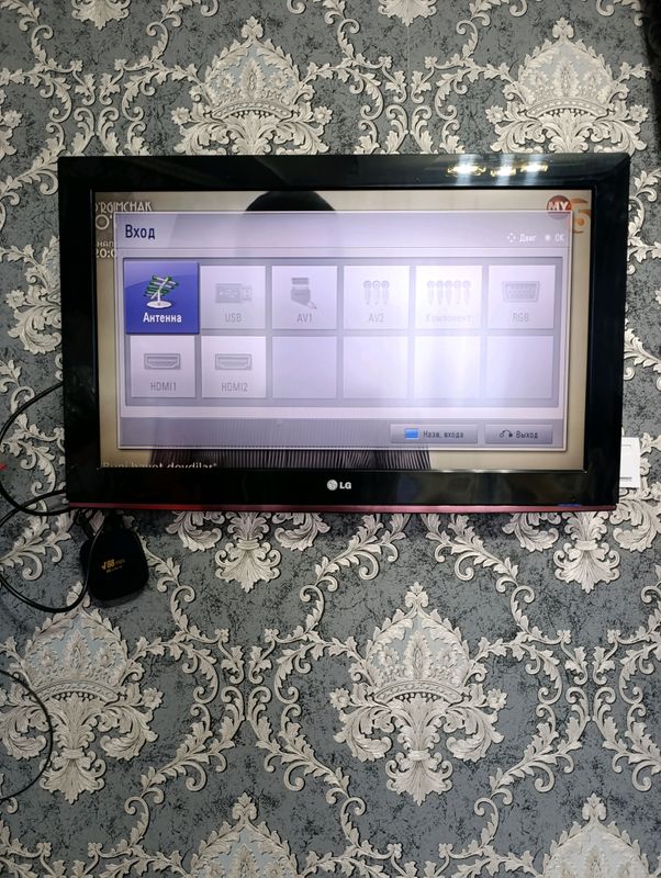 LG 32 televizor sotiladi LG 32 televizor sotiladi