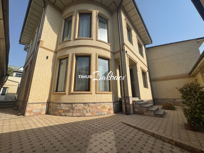 Продам ЕвроДом ул.Никитина 3.4 сотки