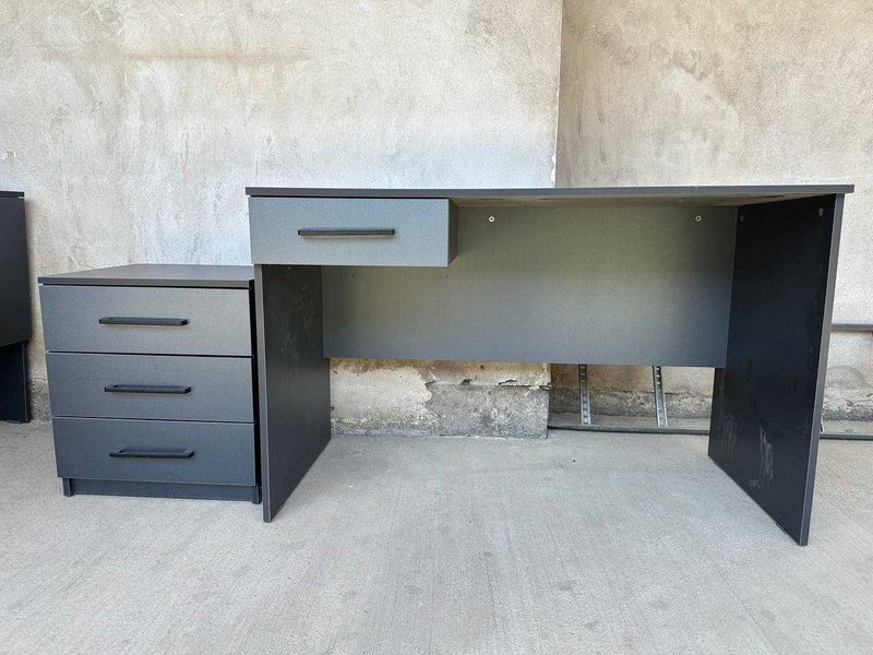 Ofice ucun mebel komplekt Ofice ucun mebel komplekt
