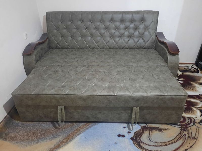 Диван кровать 200$ Диван кровать 200$