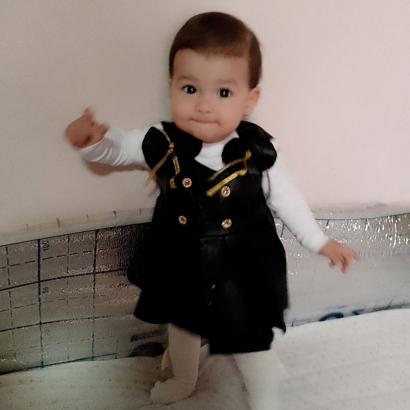 kiyimcha sotildi 1.5 yoshgacha boʻladi kiyimcha sotildi 1.5 yoshgacha boʻladi