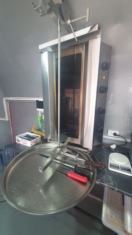 Аталай турецкий донер мясо аппарат новый только месяц работал Аталай турецкий донер мясо аппарат новый только месяц работал