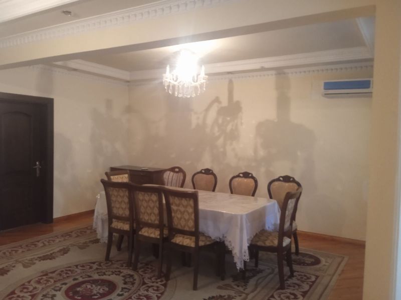 Arenda 5xona 600ye.Eski Shaxar Chorsu bozor.Beruni yaqin.Rieltor% Arenda 5xona 600ye.Eski Shaxar Chorsu bozor.Beruni yaqin.Rieltor%