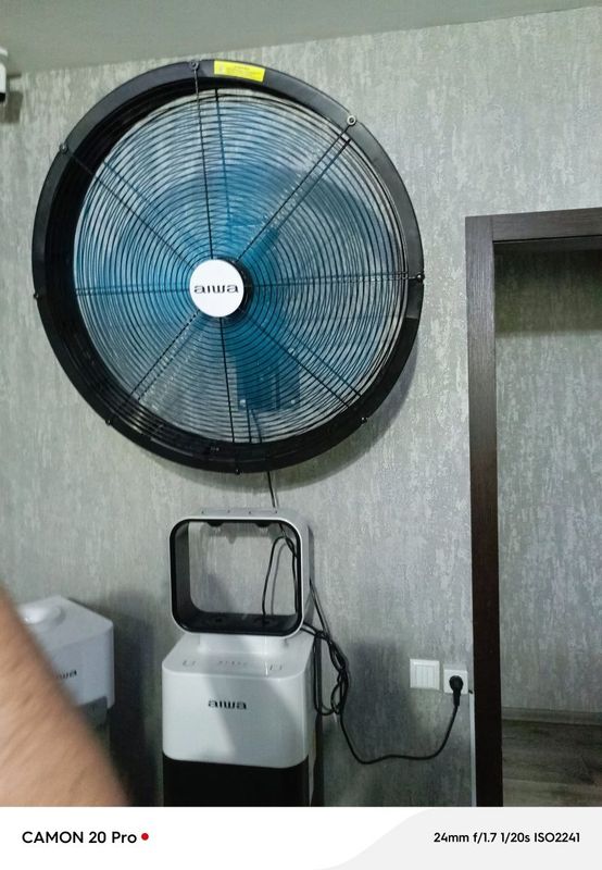 Продаётся на стену вентилятор висячий Продаётся на стену вентилятор висячий