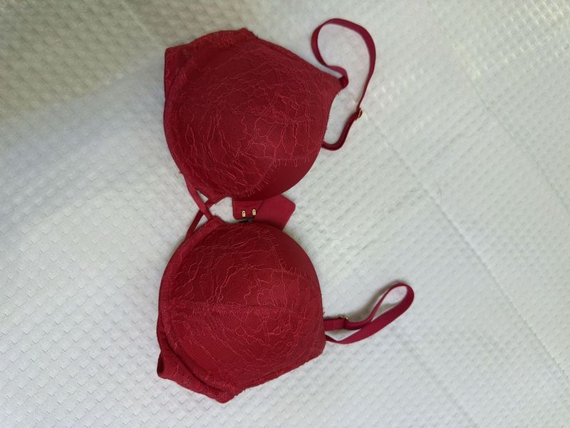 Бра от Victoria’s secret 32B Бра от Victoria’s secret 32B