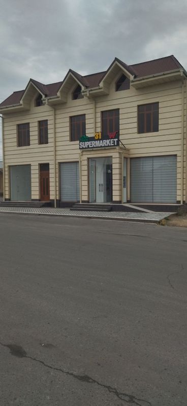 Срочно продам 3х-этажный здание.Под любой бизнес! Срочно продам 3х-этажный здание.Под любой бизнес!