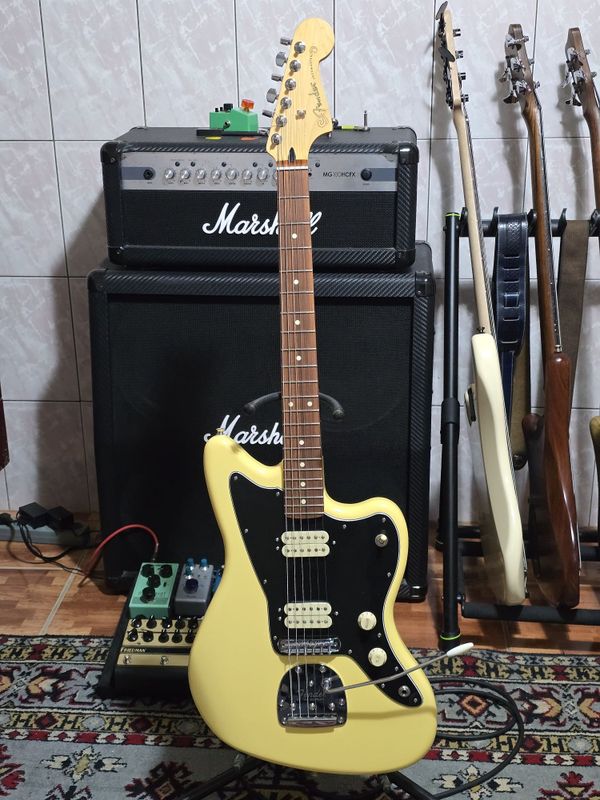 Электрогитара Fender Jazzmaster