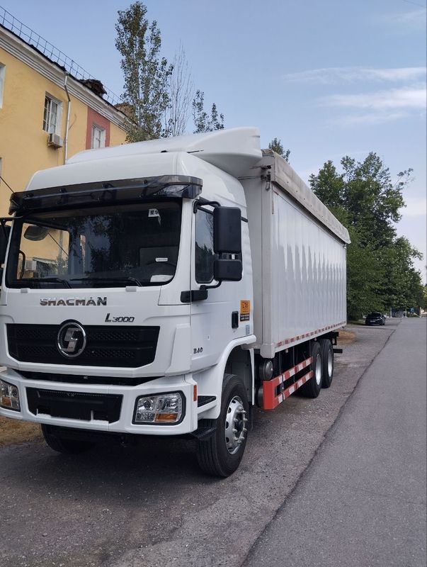Shacman L3000 Gruzavoy