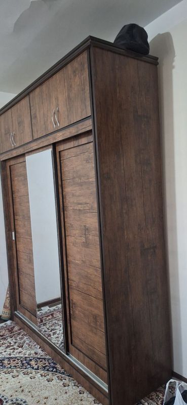 Продаётся шкаф для одежда и прихожка Продаётся шкаф для одежда и прихожка