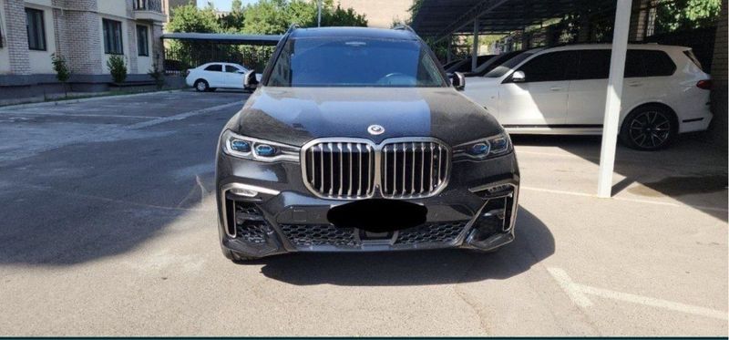 Bmw x7 m50 продаётся Bmw x7 m50 продаётся
