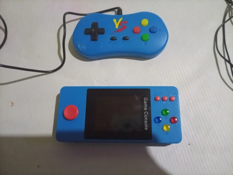 Game consola sotiladi